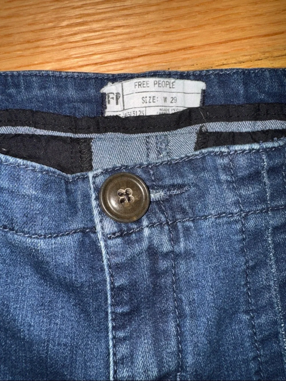 Free People Front Seam Deep Sea Blue Stretch Denim Wide-Leg Jeans, size 29 - Picture 3 of 6